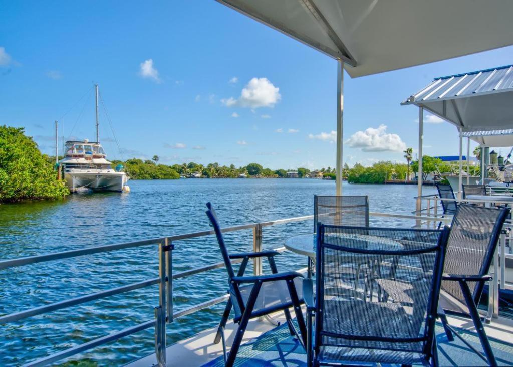 Hotel Treasure Harbor Islamorada Exterior foto